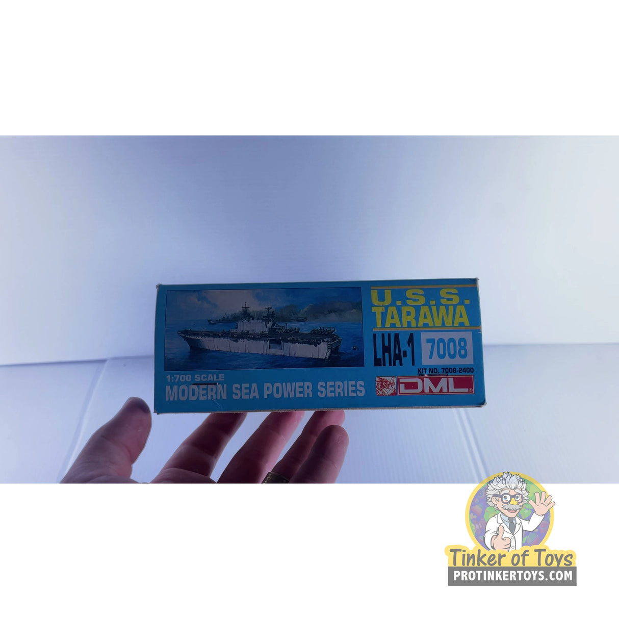 U.S.S. Tarawa LHA-1 1:700 | 7008-2400 | DML