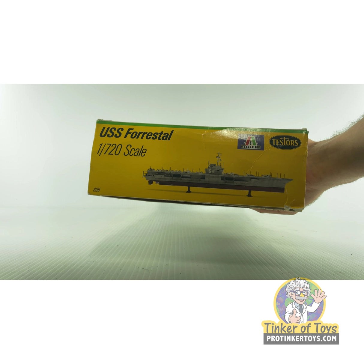 USS Forrestal 1:720 | 559 | Needs Brand Review