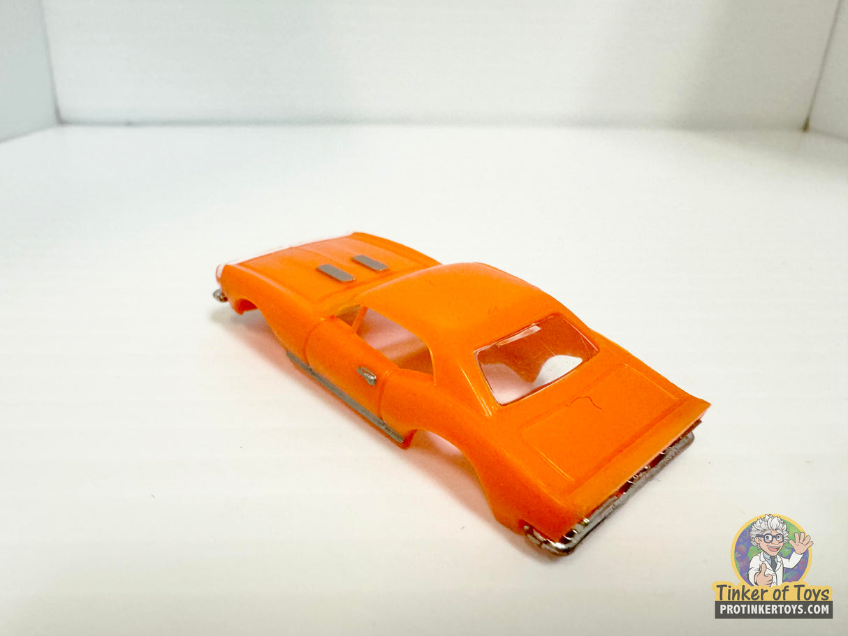 1967 Camaro Orange White Stripe | MM02061 | Model Motoring