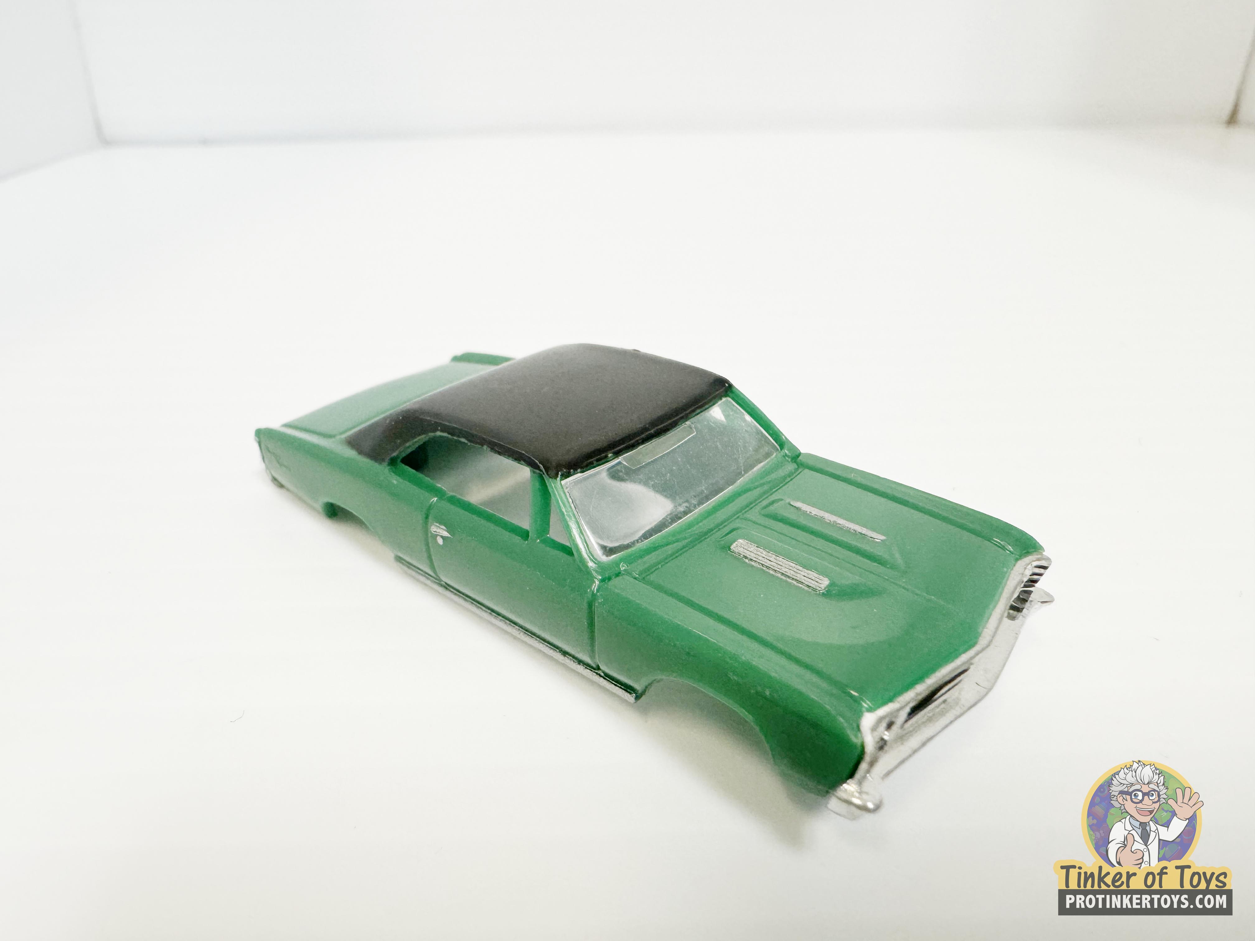 1967 Chevelle SS Vinyl Top Dark Green Black | MM04030 | Model
