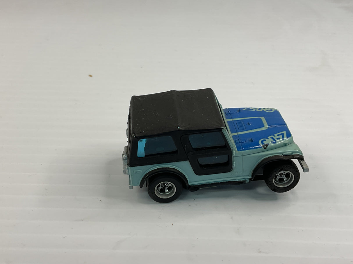Aurora AFX magnatraction Lighted Jeep CJ-7 Lightblue/darkblue/Black | 1987 | Aurora - AFX