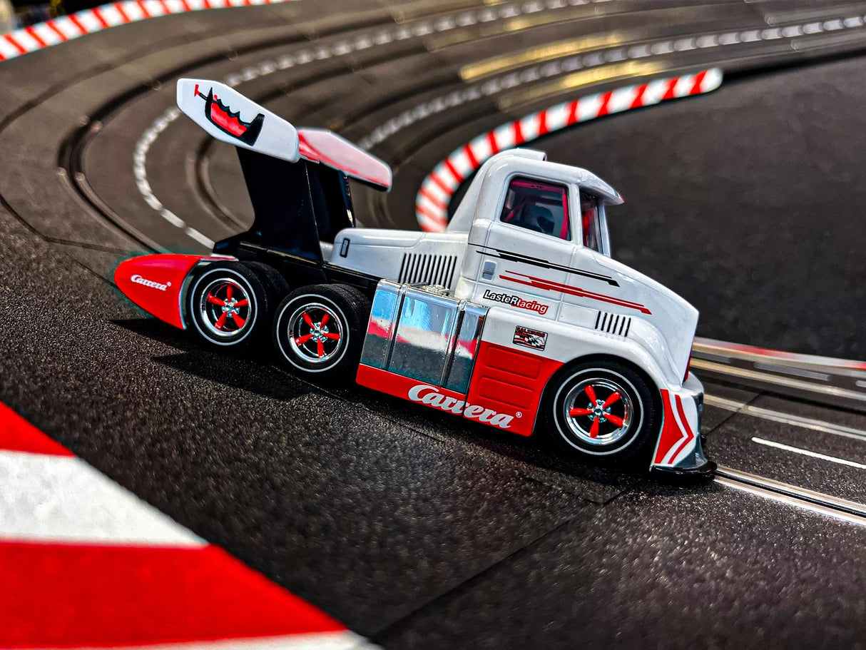 Racetruck Conventional Carrera Race Taxi | 20031092 | Carrera Digital 132