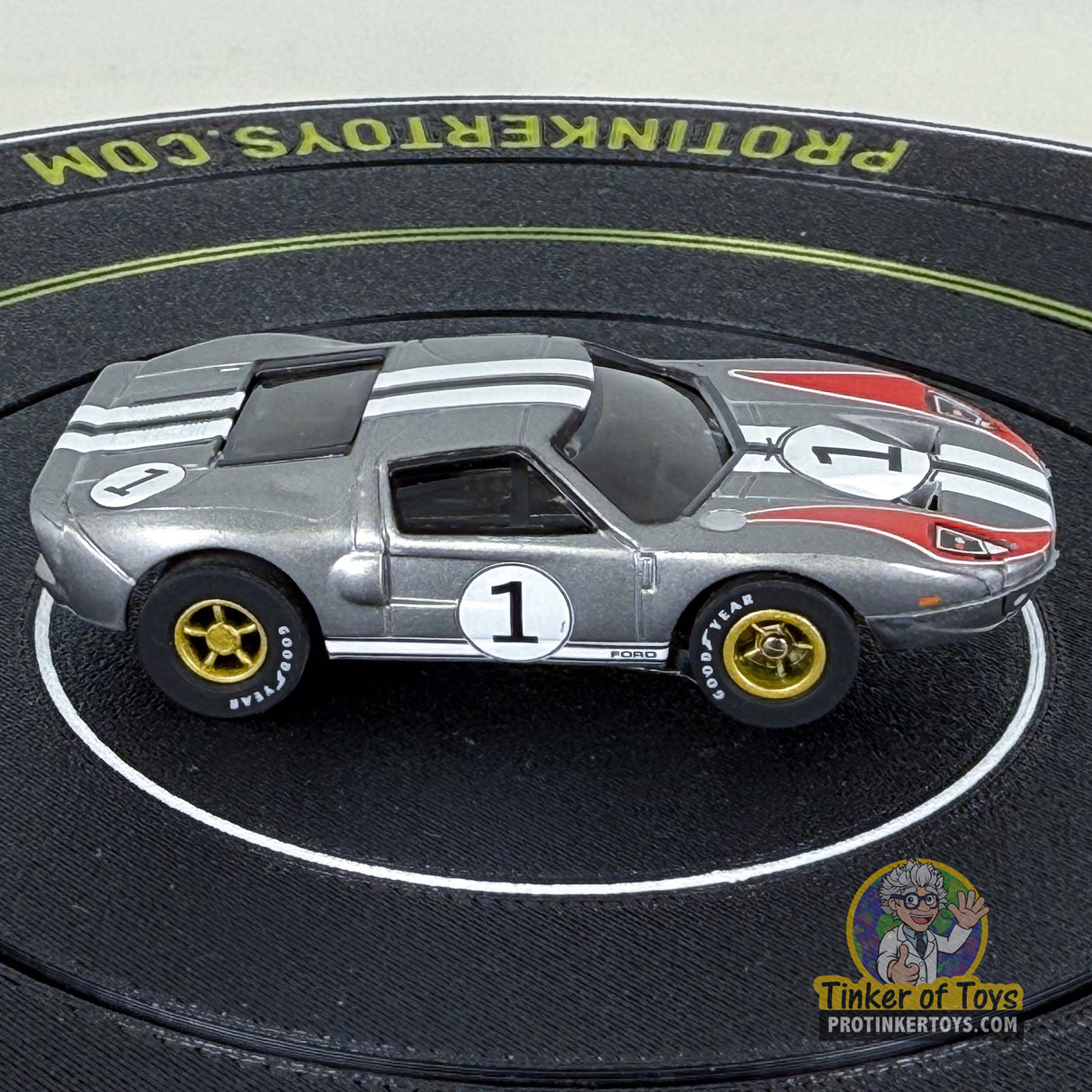 Ford GT Tribute 3-Car Set (Silver #1, Black #2, Gold #5) | CP7989–CP7991 | Auto World