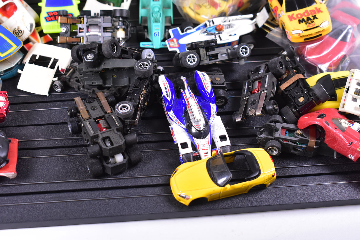 Big's Lew's Junk Yard of HO Cars and Parts | Lot D | Tyco / Aurora