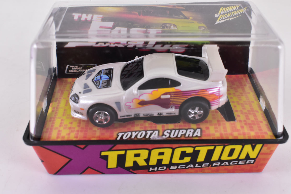 Toyota Supra White Xtraction Chassis Ho Scale Racer | Auto World