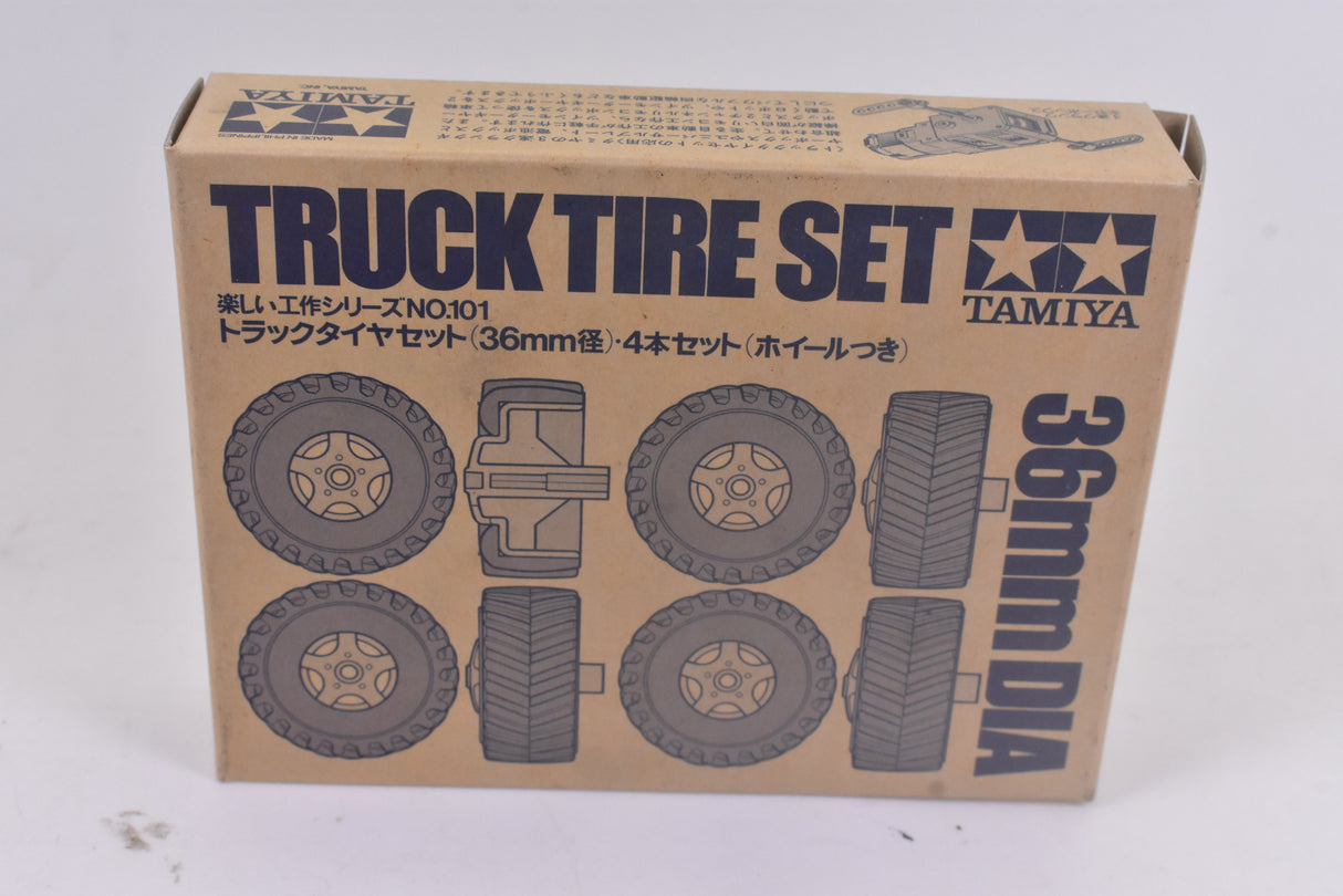 Second Chance Truck Tire Set 6mm DIA | 70101 | TAMIYA Plastic Model