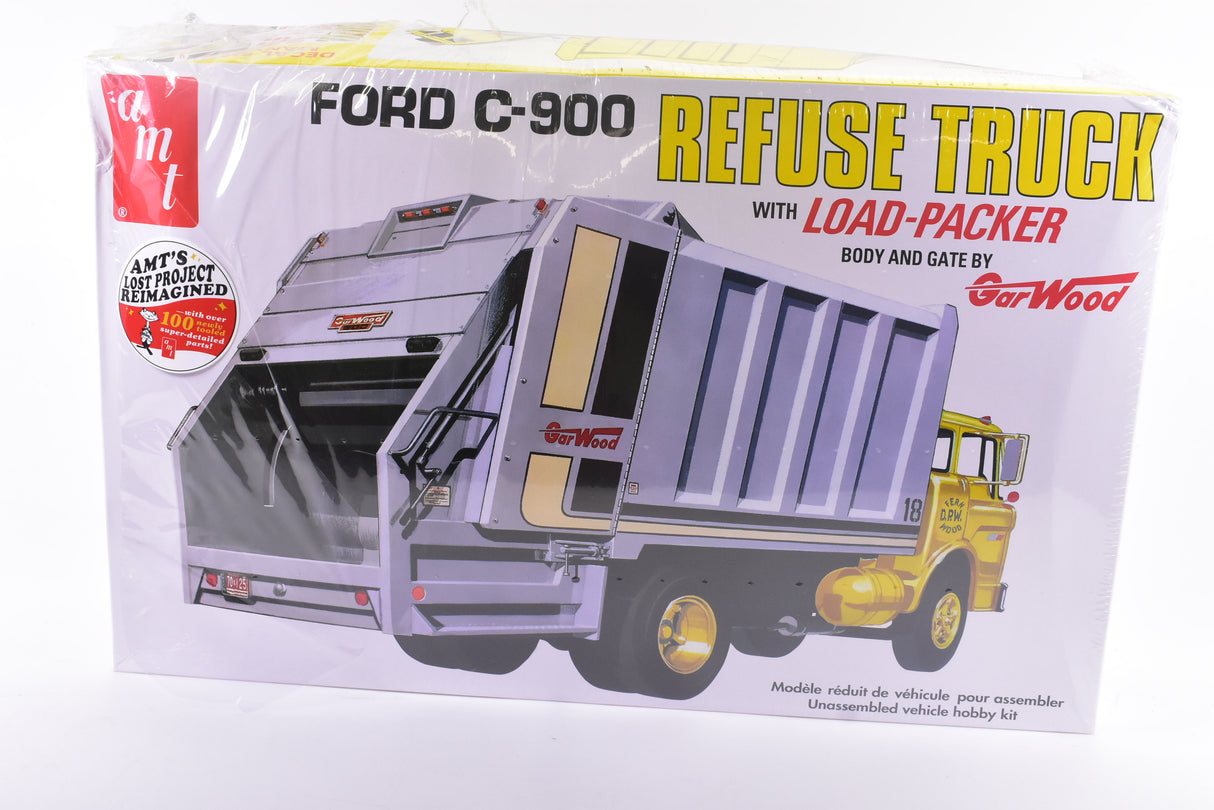 Second Chance Ford C-900 Refuse Truck 1:25 Scale | AMT1247 | AMT