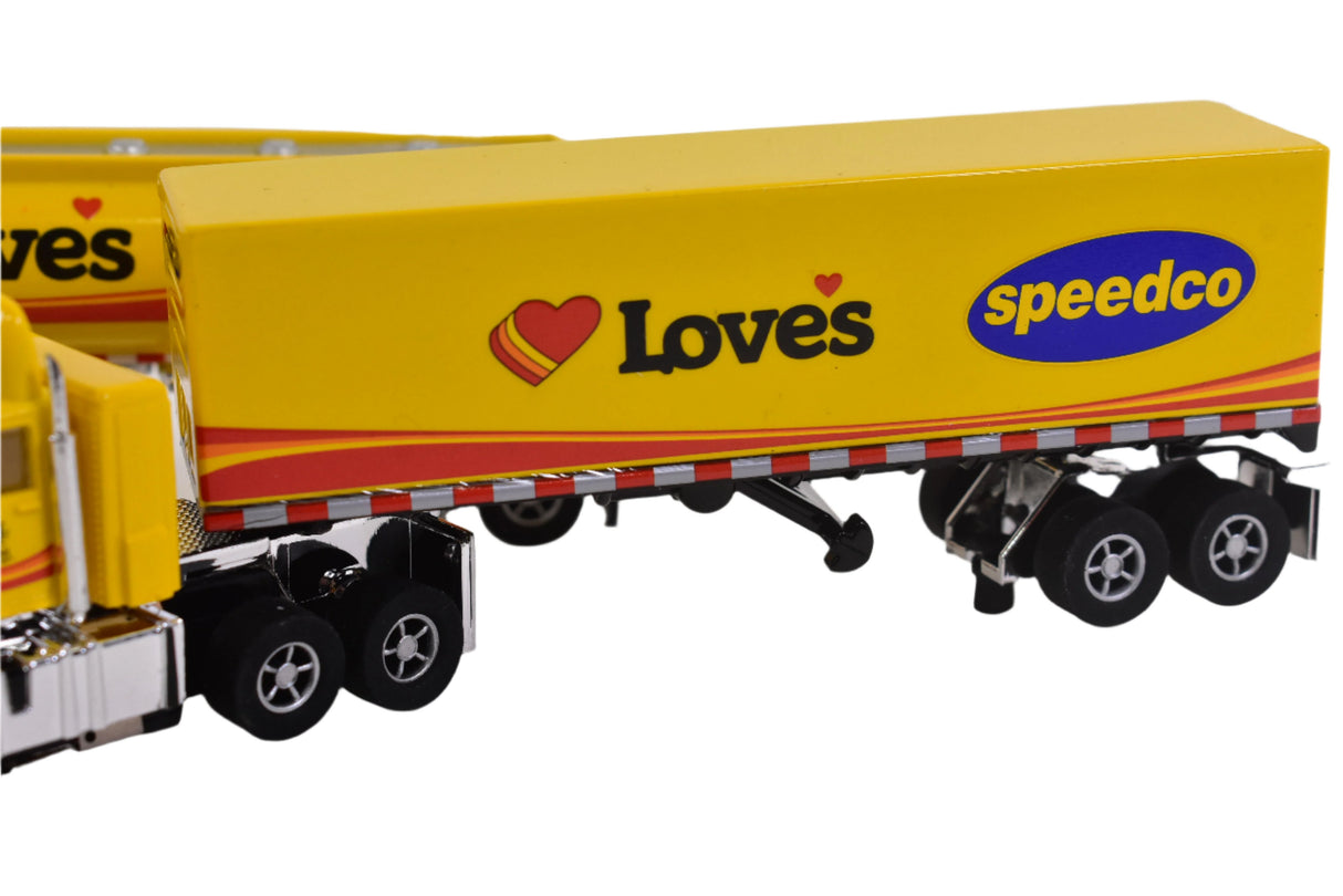 Loves keep America Truckin' Across America 14.5 ' Slot Car Set | CP8159 | Auto World