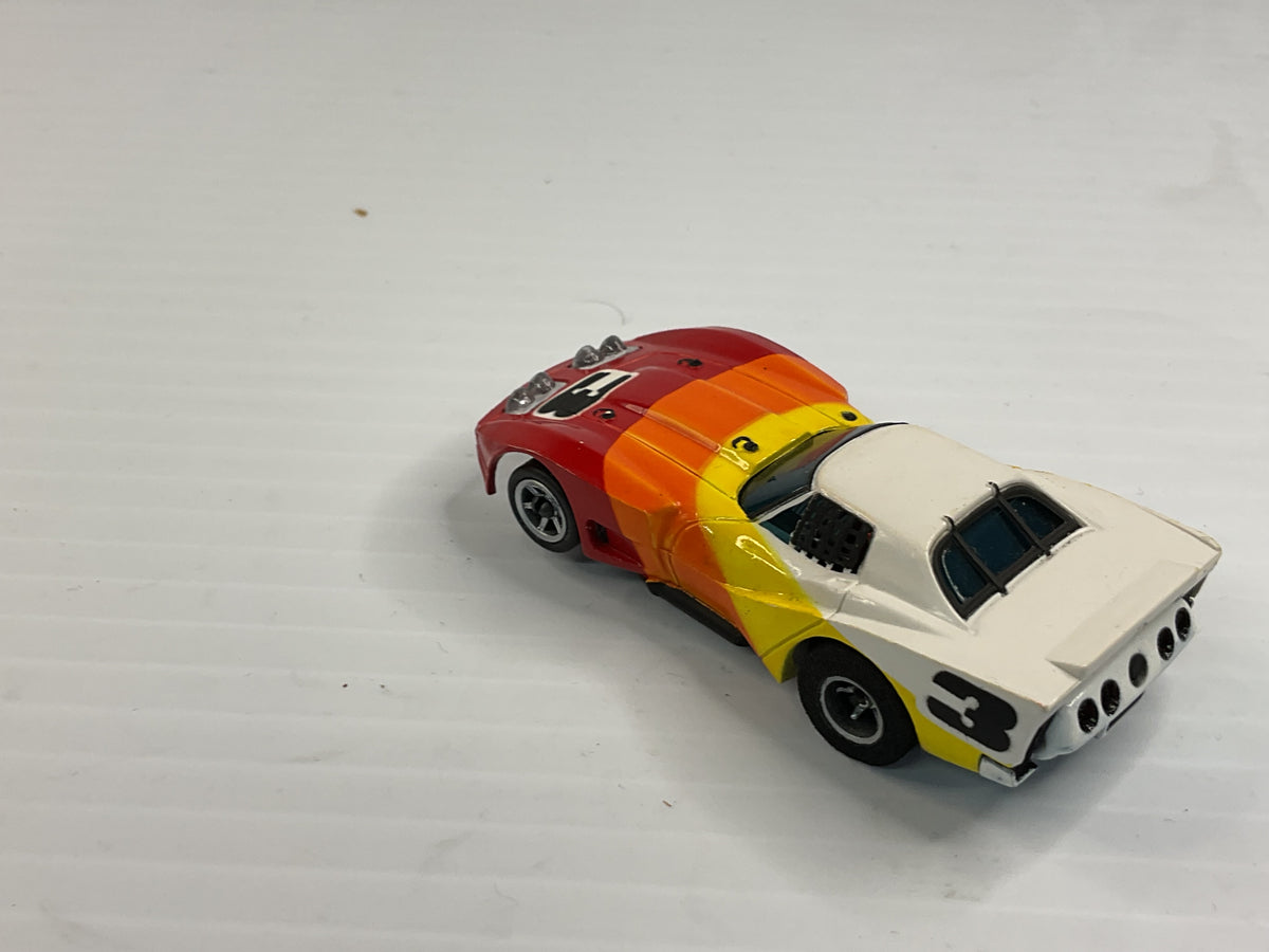 Aurora AFX Blazin Brakes Corvette GT White/Yellow/Orange/Red #3 | 1011 | Aurora - AFX
