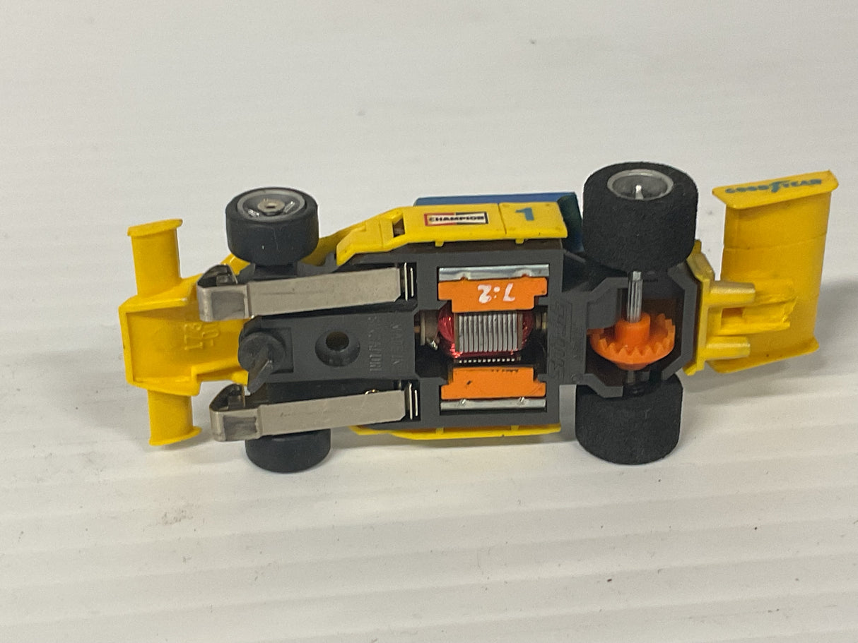 Aurora AFX Super G-Plus McLaren F-1 Yellow/Blue w/Scoop | 2845 | Aurora - AFX