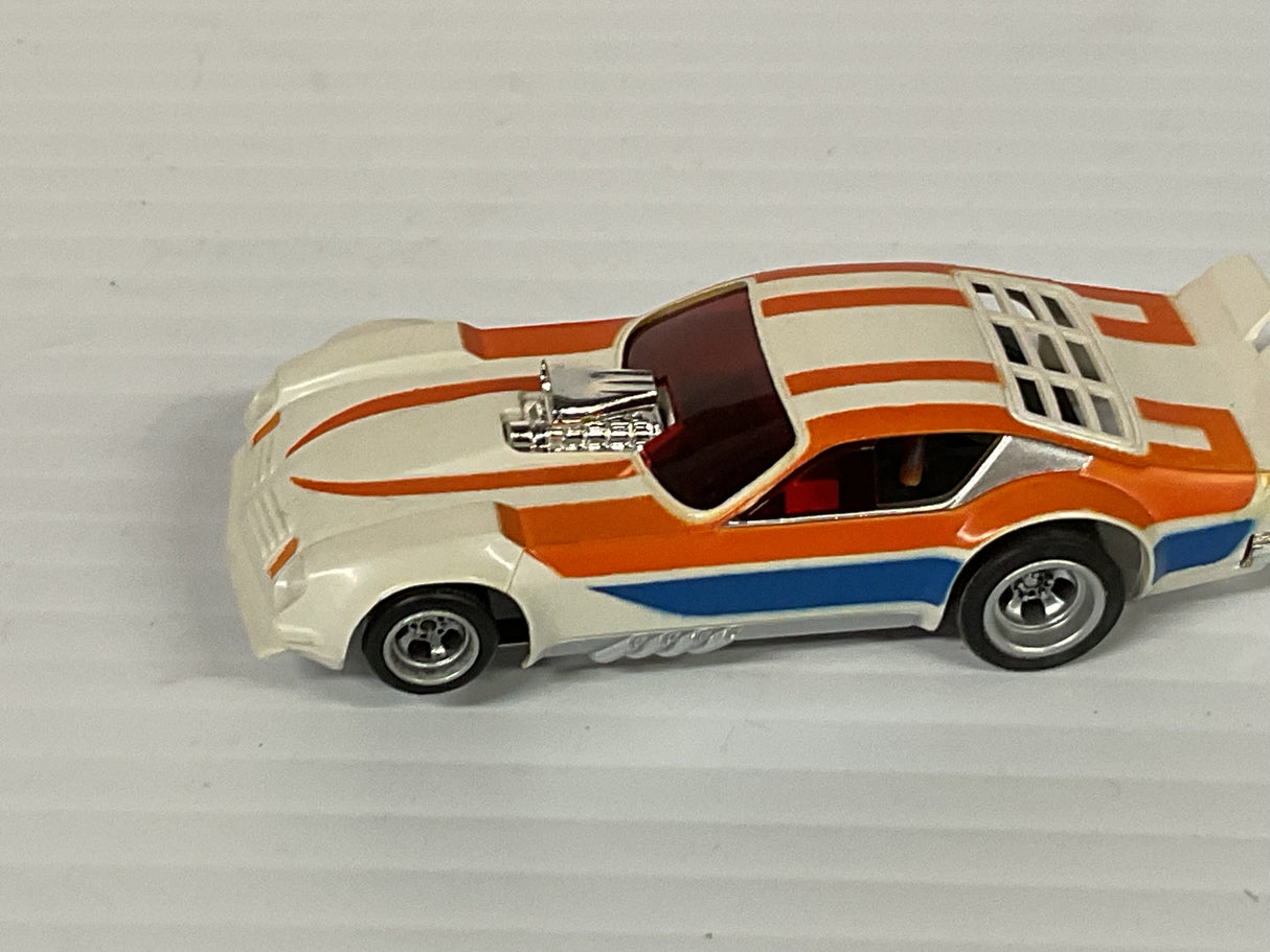 Aurora AFX magnatraction Vega Funny Car White/Orange/Blue | 1943 | Aurora - AFX