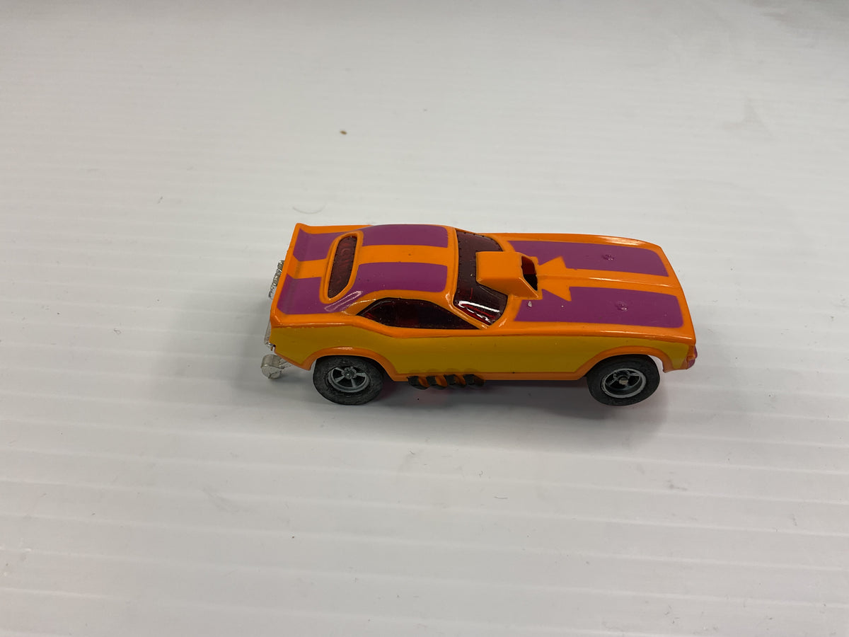 Aurora AFX non-magnatraction Plymouth "Cuda" Funny Car Orange/Purple/Yellow | 1769 | Aurora - AFX