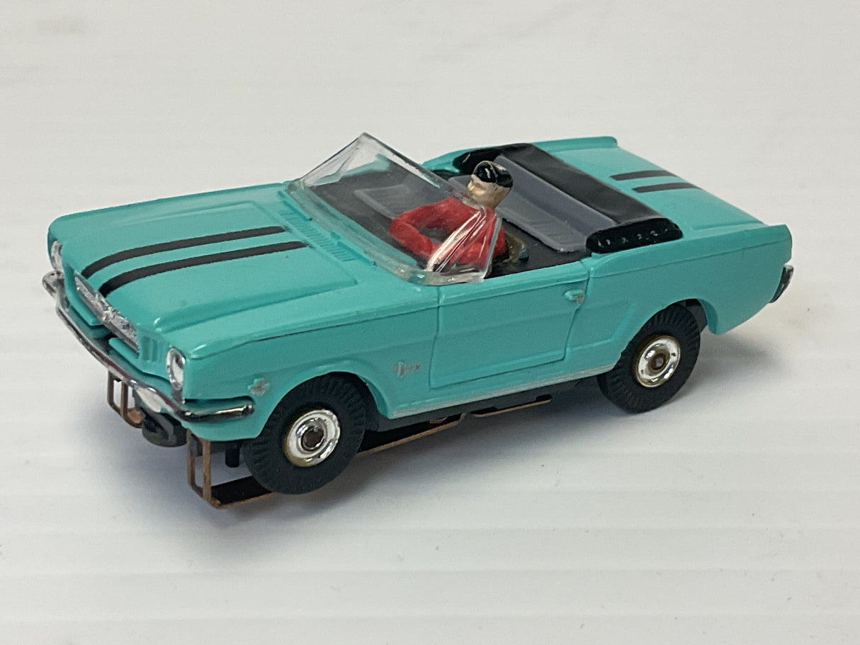 Aurora AFX -Thunder-jet 1964 Mustang convertible, turquoise, black stripes, red body | 1371 | Aurora - AFX- Model Motoring