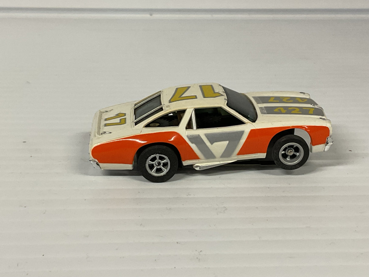 Aurora AFX non-magnatraction lighted Chevelle Stocker white/orange #17 | 1929 | Aurora - AFX
