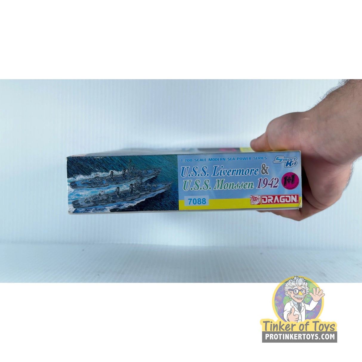 U.S.S. Livermore & U.S.S. Monssen 1942 1:700 | PENDING-87222001-07031219-C073 | Dragon