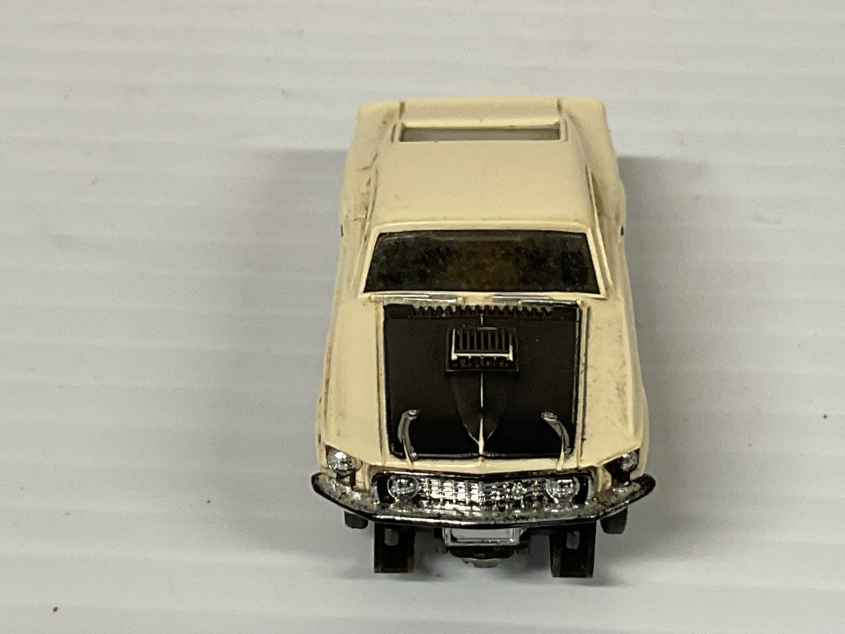 Aurora AFX -Thunder-jet Mach 1 Mustang White/Black | 1415 | Aurora - AFX- Model Motoring