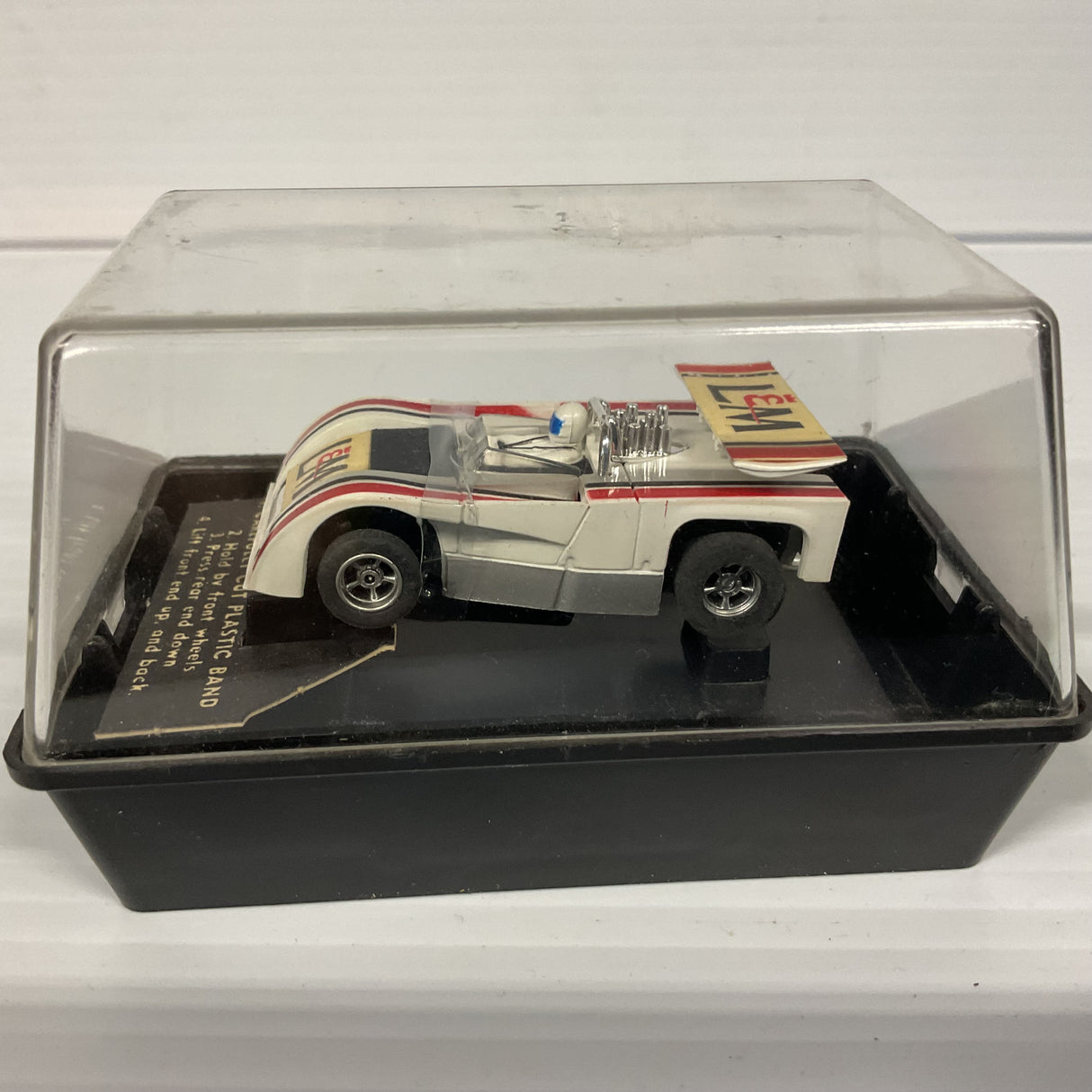 Aurora AFX magnatraction Lola T-260 "Can-Am" | 1907 | Aurora - AFX