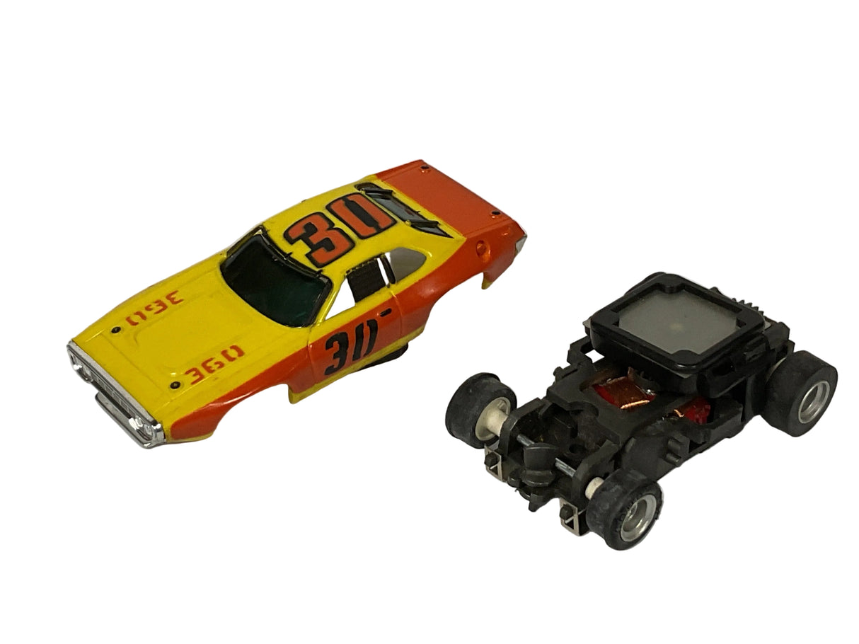 Aurora AFXPlymouth Road Runner Stock Car # 30 Orange/yellow Brown | 1062 | Aurora - AFX