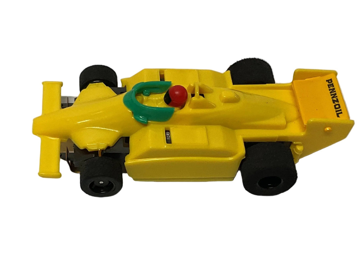 pennzoil F1 car with 440 narrow chassis | B9100 | Tyco