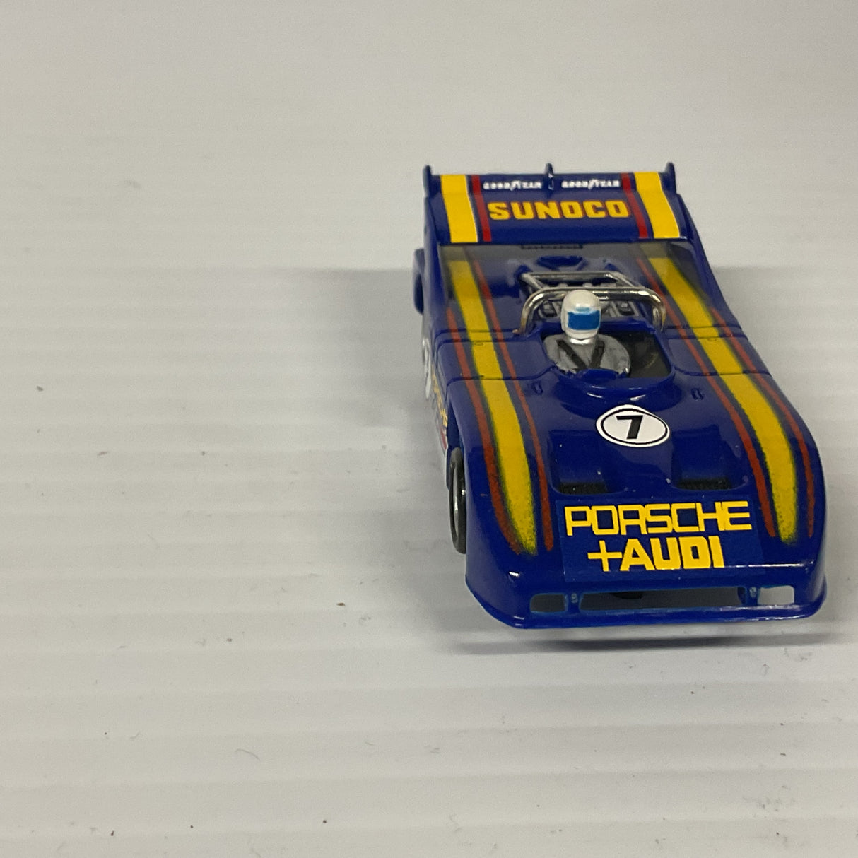 Aurora AFX non-magnatraction Porsche 510K "Can Am' blue/yellow #7 | 1786 | Aurora - AFX