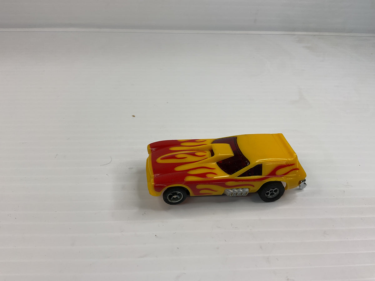 Aurora AFX magnatraction 1971 Vega Gasser Translucents Yellow/Red Flames | 1759 | Aurora - AFX