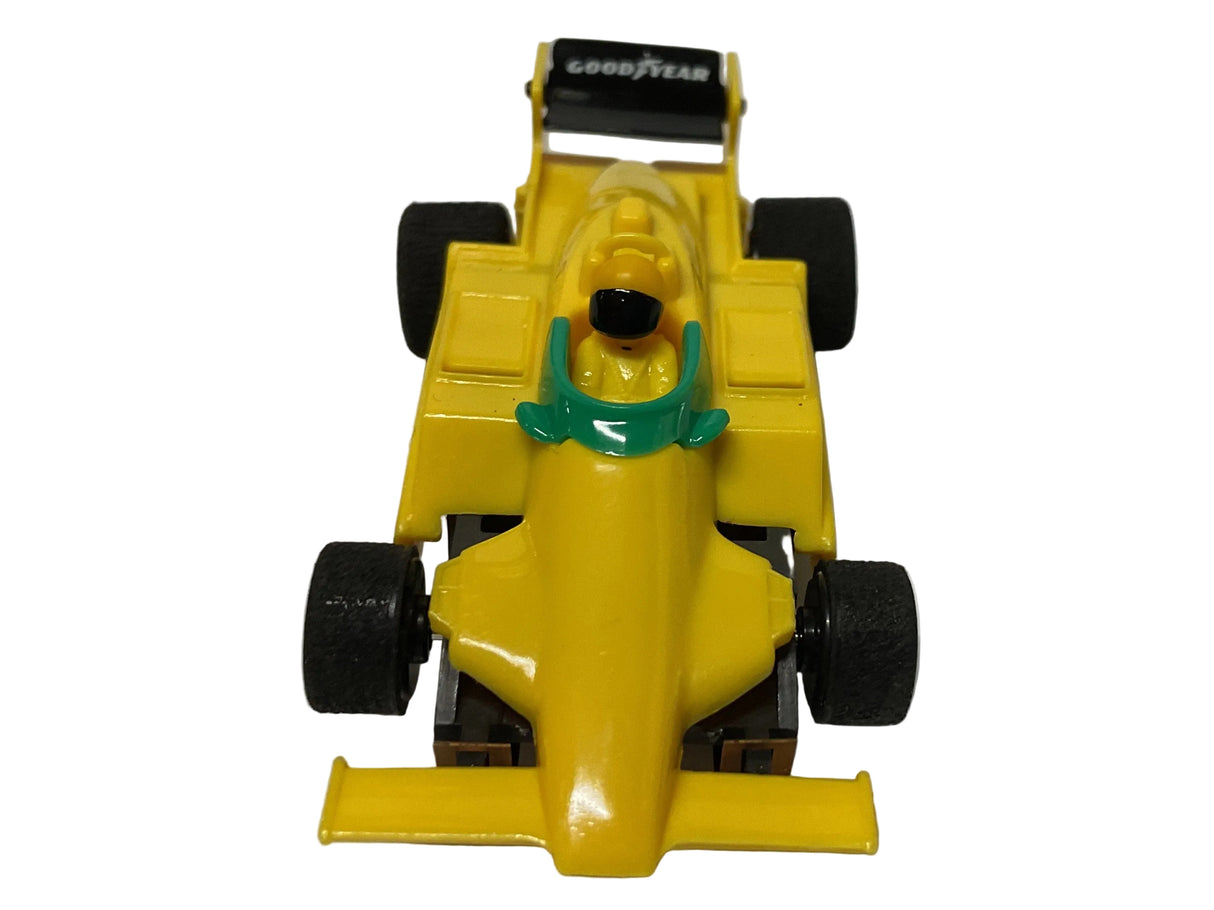 Generic F1 car plain body yellow 440 narrow chassis | B9104 | Tyco