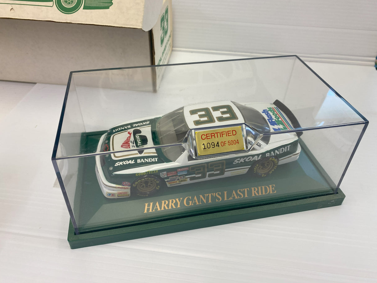 Skoal Bandit Racing "Harry Gant" 1994 Lumina 1/24 Scale | Harry Gant | Revell Collection