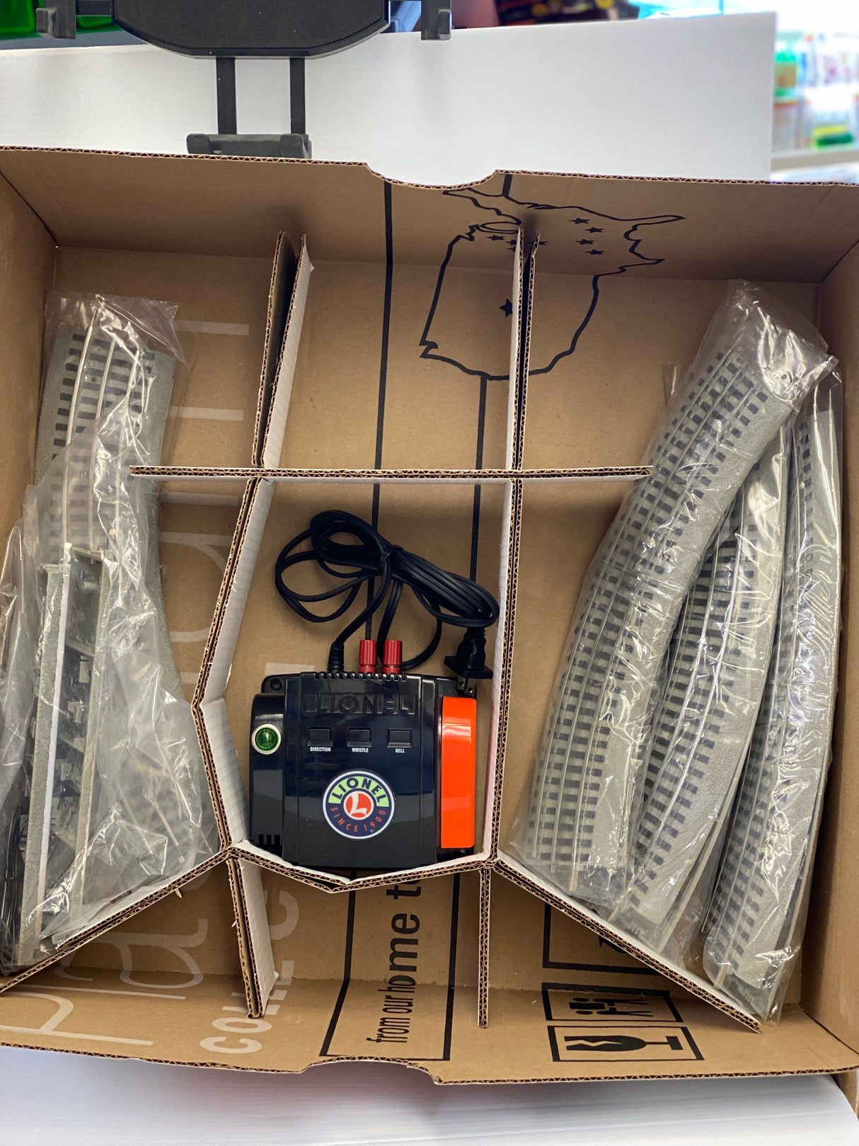 Lionel NASCAR Ready-To-Run Train Set. Open Box Used. | 7-11004 | Lionel