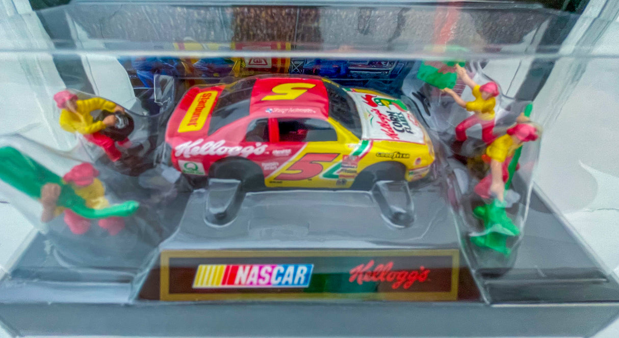 Kellogg's CornFlakes Chevy NASCAR #5 Car'N Crew | 33571 | Tyco