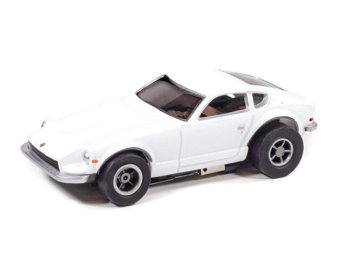 XTraction 1972 Datsun 240Z JDM Legends (White & Black) 1B | SC426 | Auto World