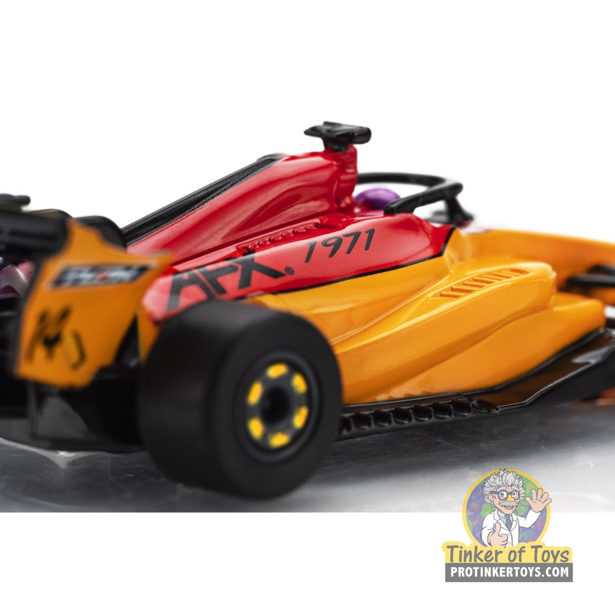 Super International 4-Lane w/Tri-Power Pack | 22157 | AFX/Racemasters