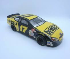 Vintage | 17 DeWalt Tools Matt Kenseth 2000 Taurus 1:24 Scale | 85-1657 | Revell