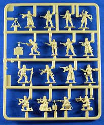 Second Chance German Mechanized Infantrymen WWII 48 parts 1:72 Figure Set | 02584| Revell Model Co.