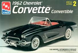 Vintage | 1962 Chevrolet Corvette convertible 1:25 Scale | 6489 | AMT
