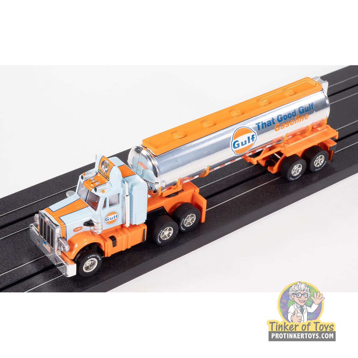 Gulf Semi Peterbilt Model 359 Truck and Gasoline Trailer | CP8245 | Auto World