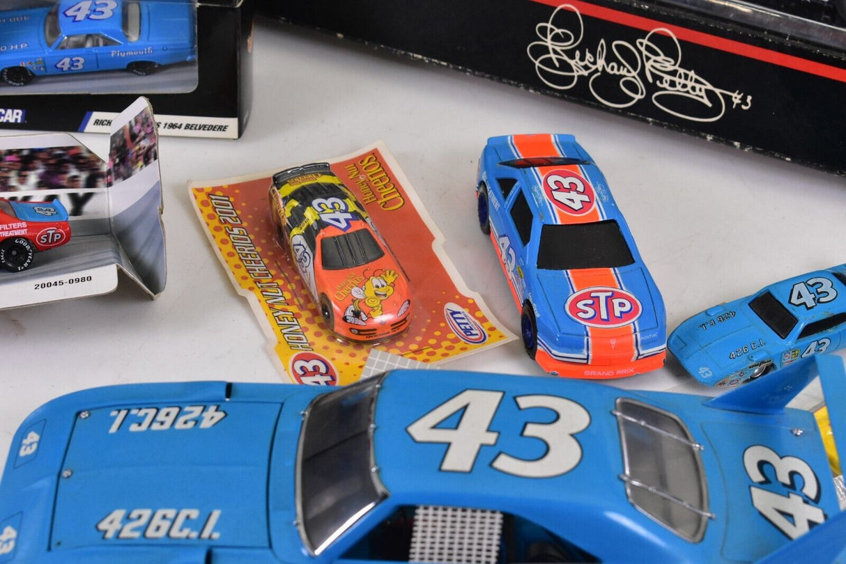 Mega Mega Lot of RICHARD PETTY #43 DIE CAST and picture