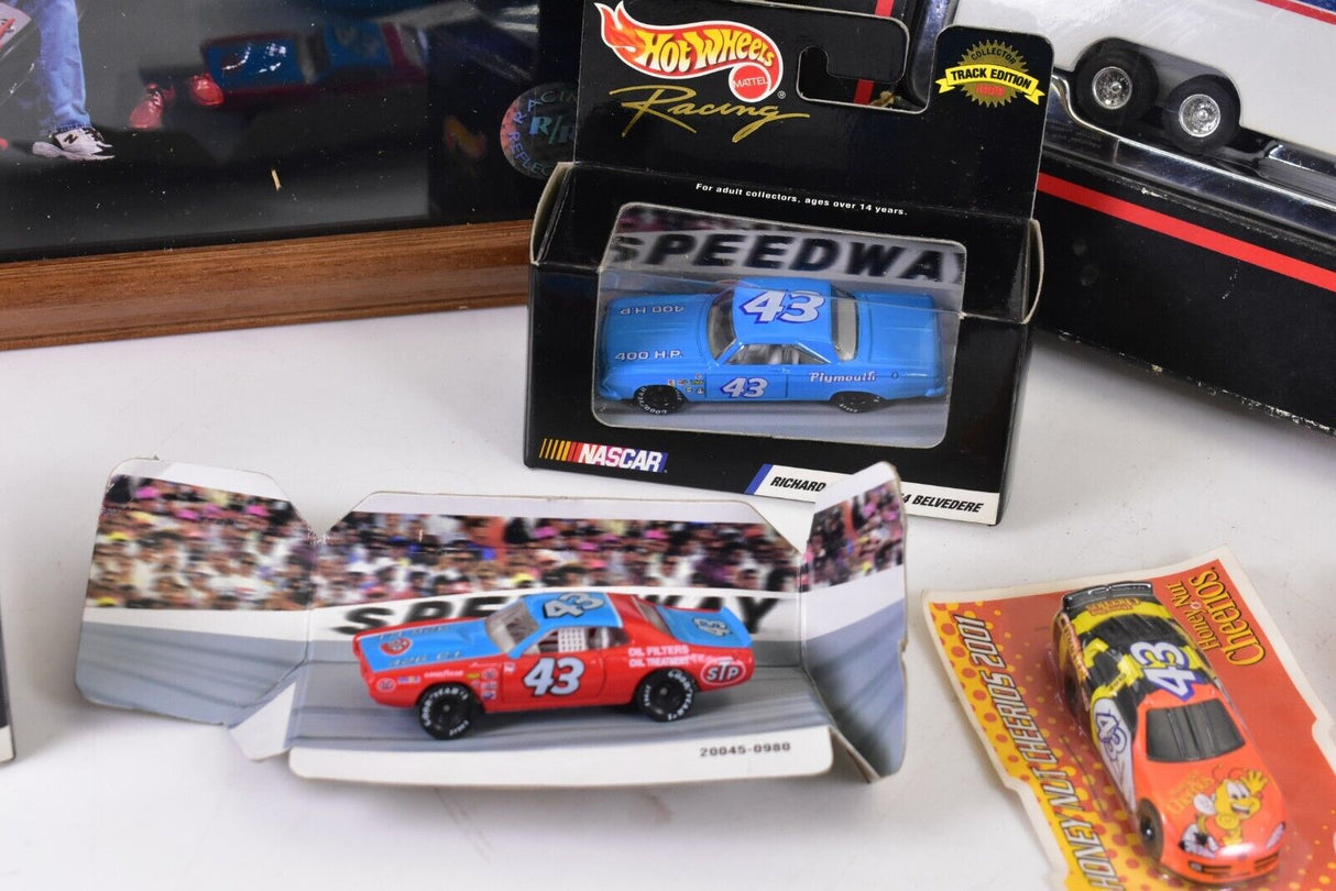 Mega Mega Lot of RICHARD PETTY #43 DIE CAST and picture
