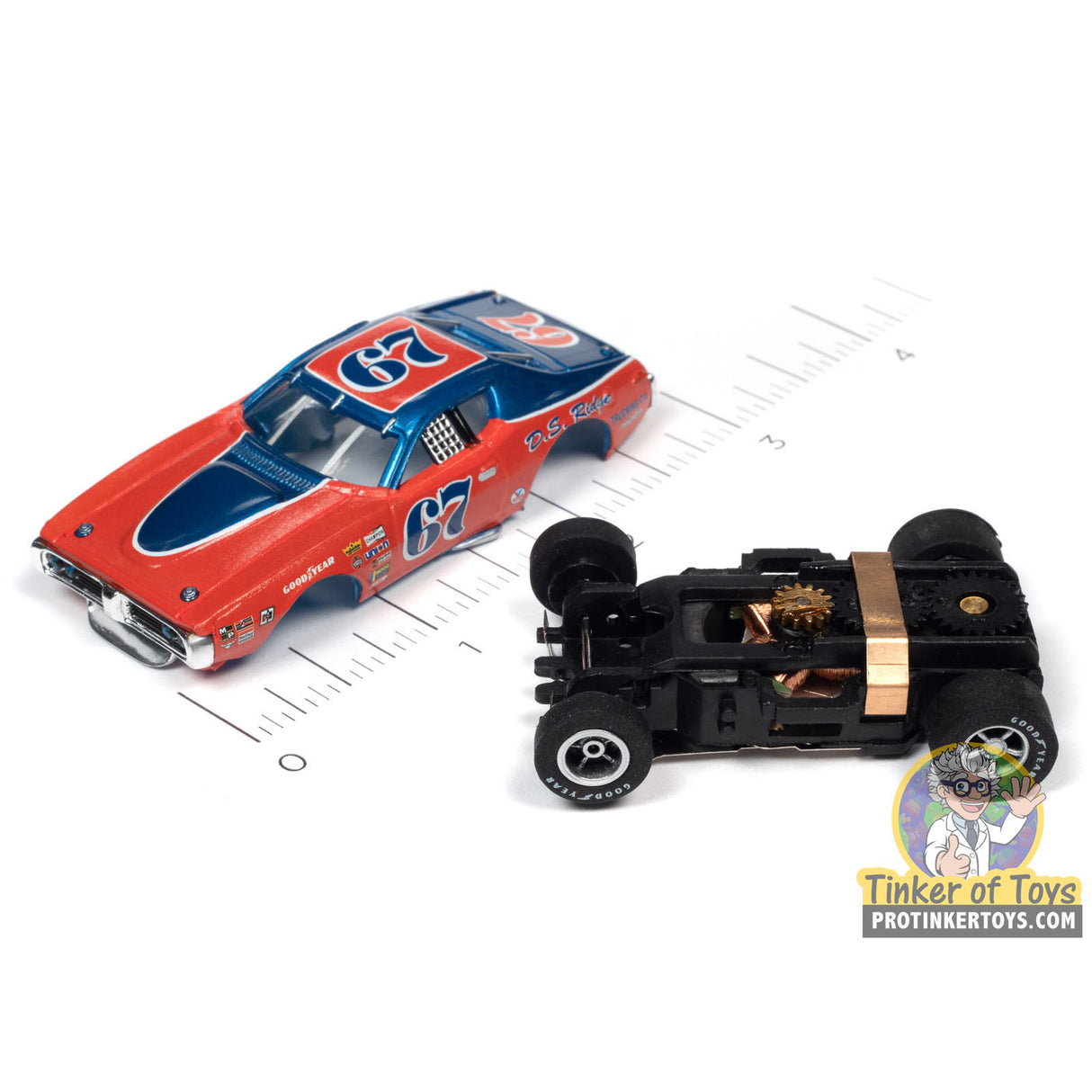 36' Victory 400 4-Lane Pro Racing Slot Car Race Set | SRS345 | Auto World