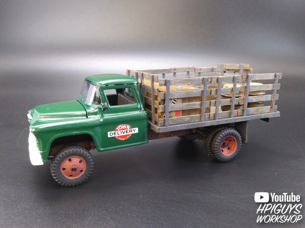 Green 1955 Chevrolet stake truck model kit with wooden bed for Atlantis ALM1401