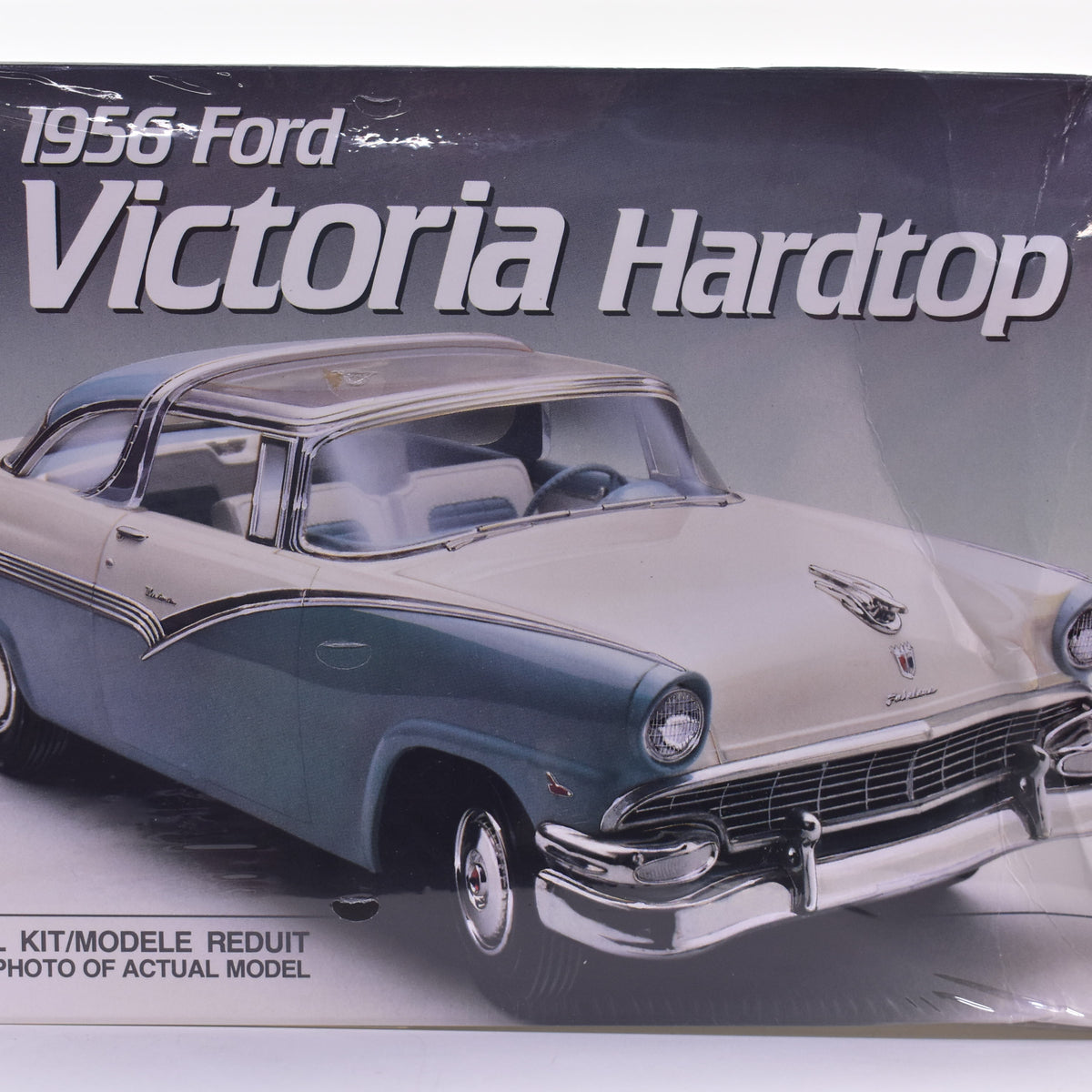 Round2 AMT1308/12 – Maquette 1/25 Ford Victoria 1956, Kit De Modélisme Voiture Multicolore à Monter