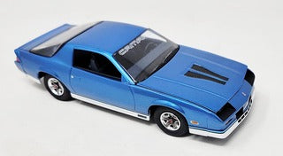 Blue 1/32 scale model kit of a Camaro Z-28 sports car for Atlantis Model Co ALM2004, rear view