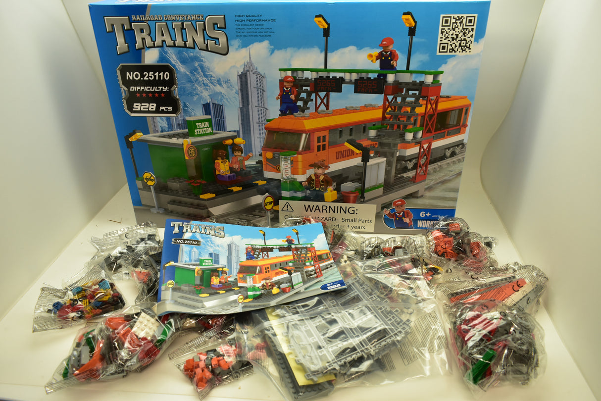 Train set box with locomotive and station pieces for building for Railroad Conveyance Trains AUS25110