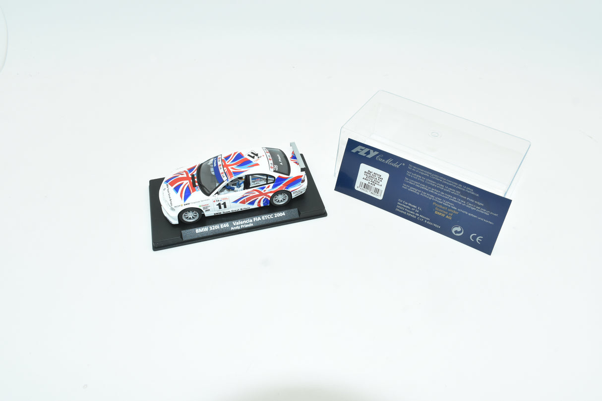 Slot car of a 2004 BMW 320i E46 race car on a black base for Fly Car 88209