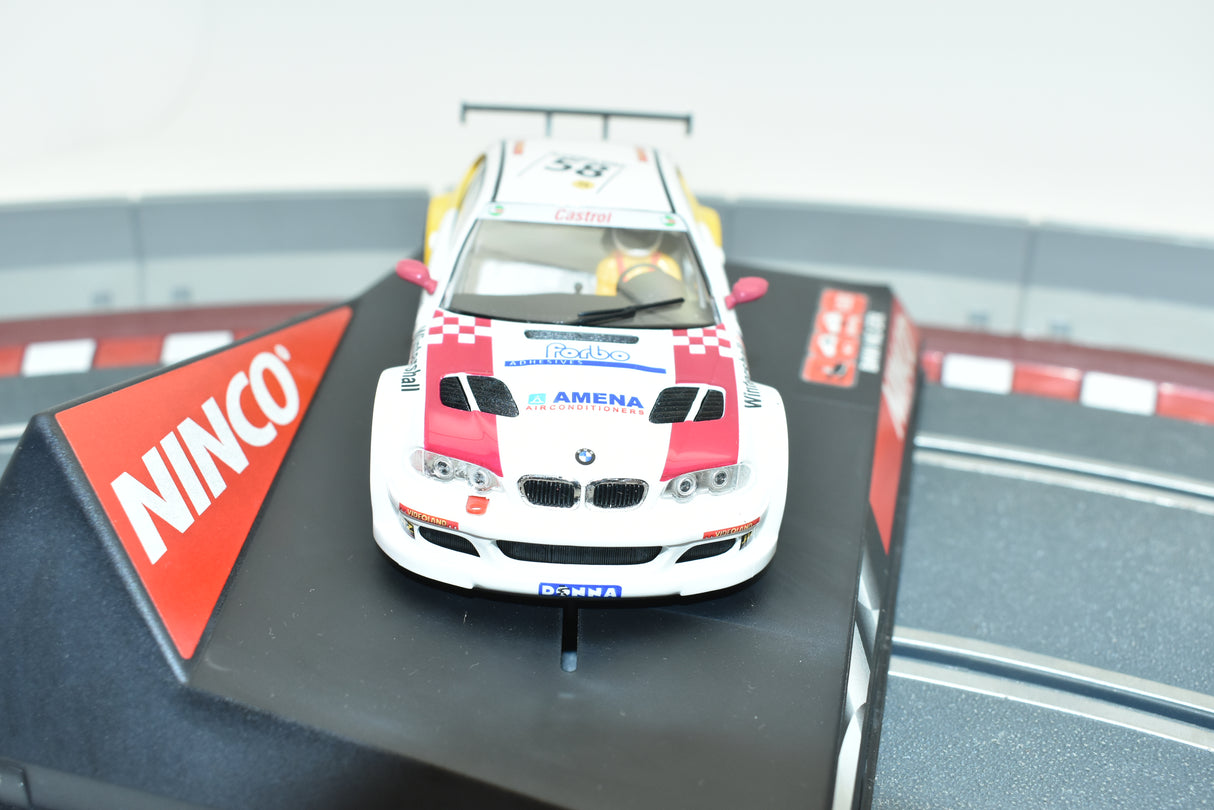 White BMW M3 GTR race car on a track base for REH Ninco 50295