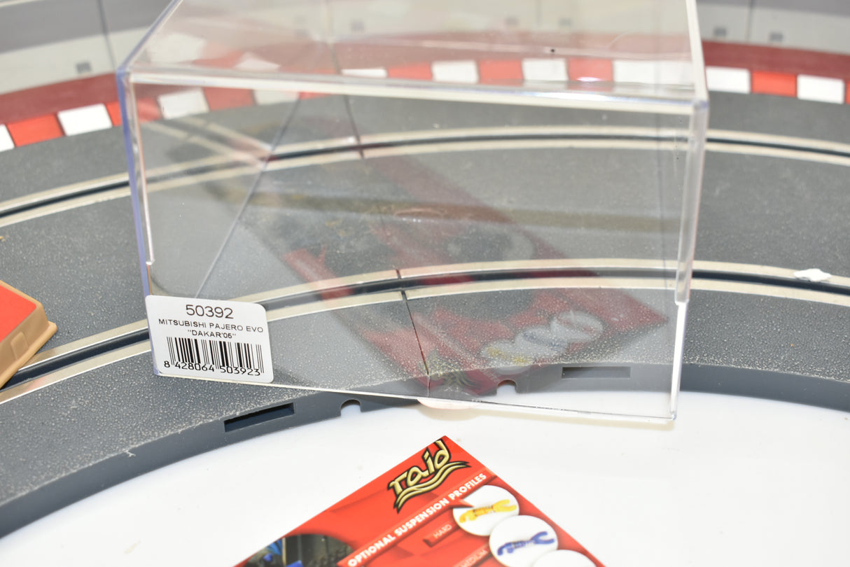 Clear display case with 1/32 scale Mitsubishi Pajero Evo race car model for ZZ Expired Kim Collection 50392