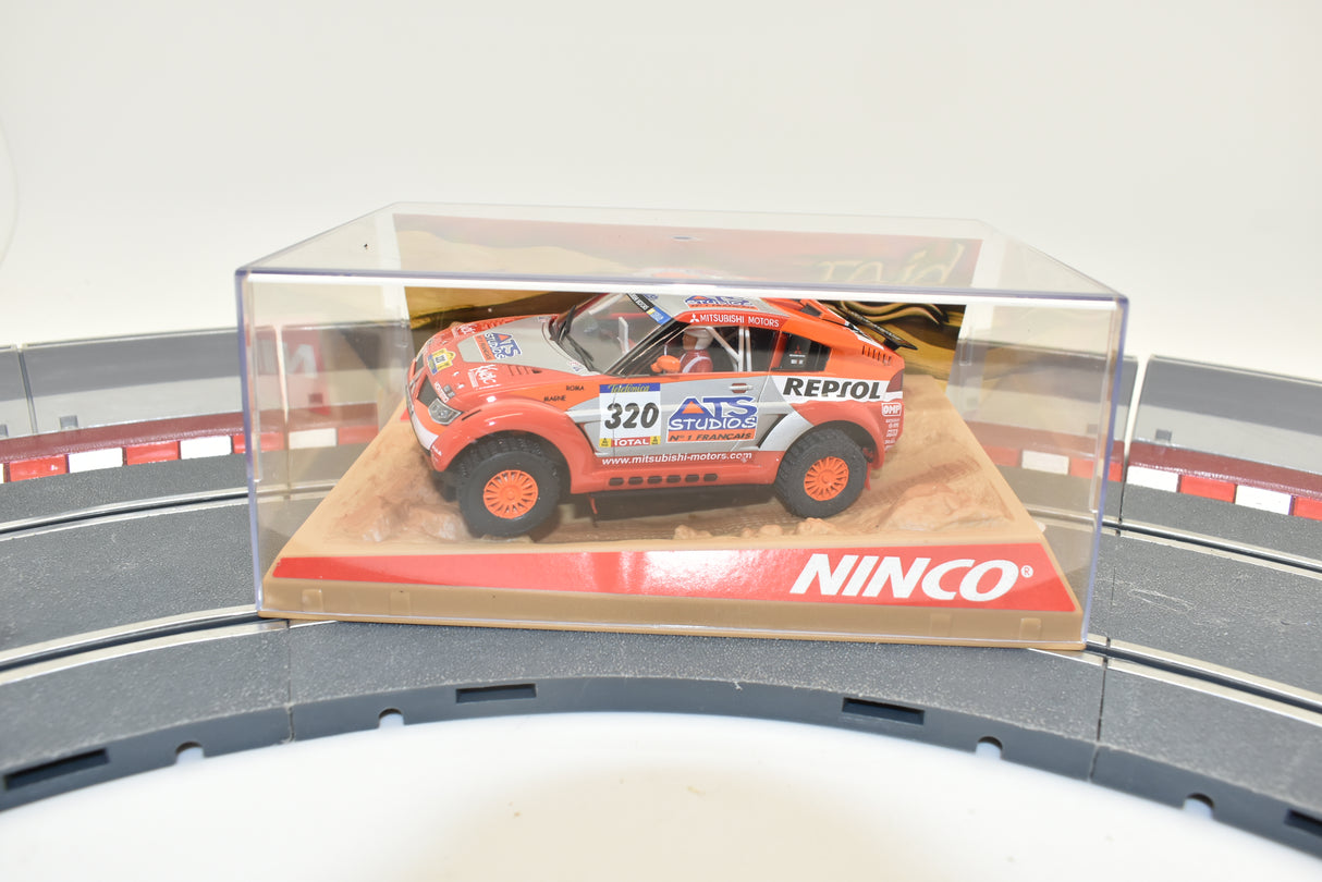 Mitsubishi Pajero Evo Dakar 2006 slot car display for ZZ Expired Kim Collection 50392