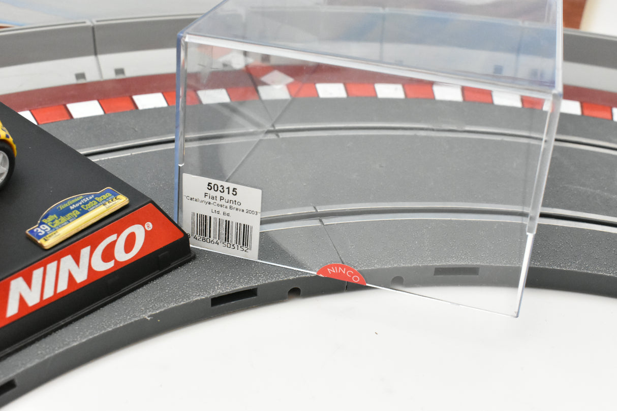 Clear acrylic display case for a Fiat Punto model car for Ninco 50315