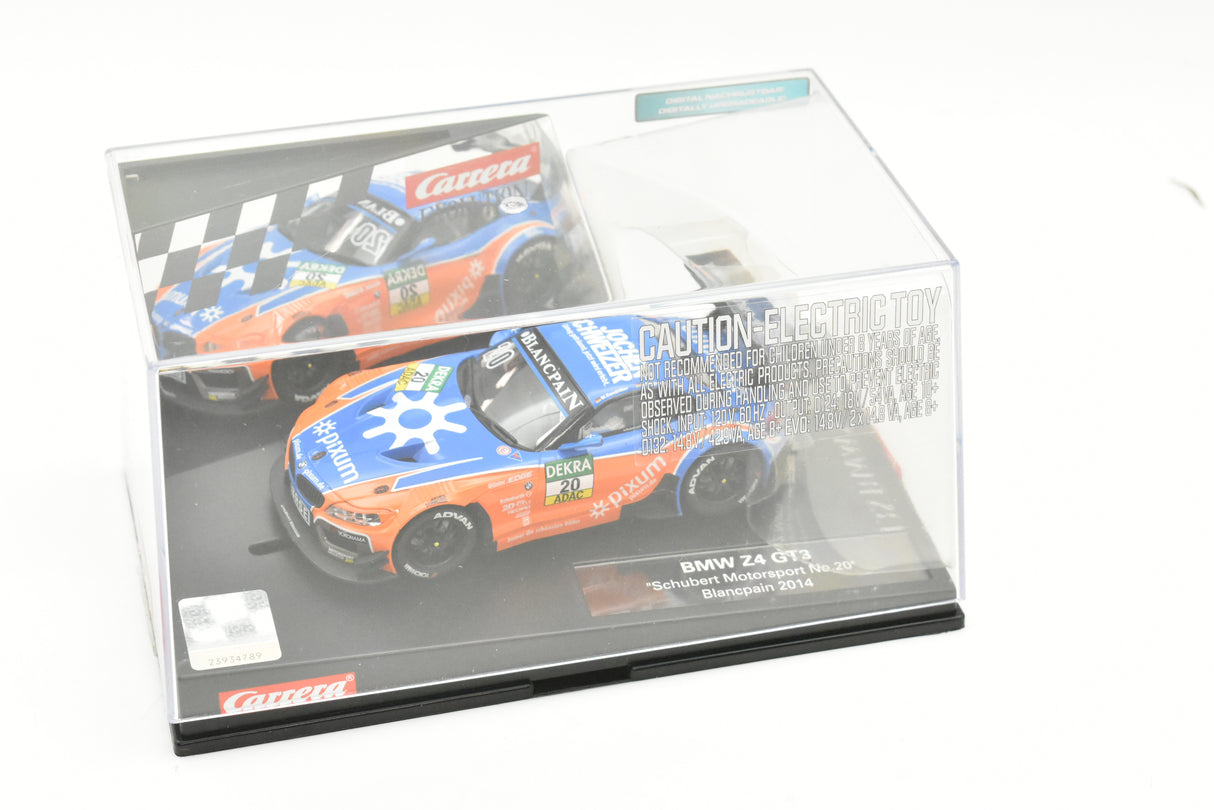 Slot cars in clear case: BMW Z4 GT3 race replicas for Carrera 20027512