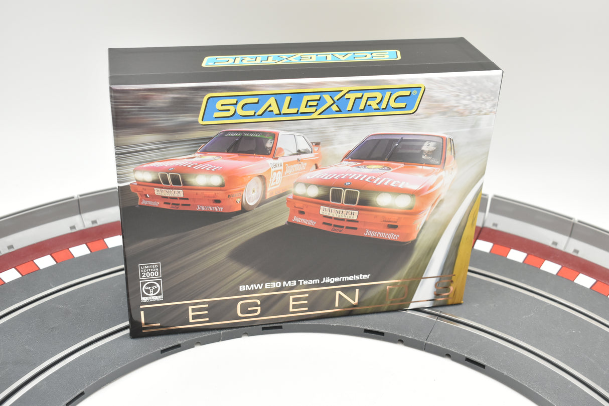 Box set for two BMW E30 M3 race cars for Scalextric C4110A