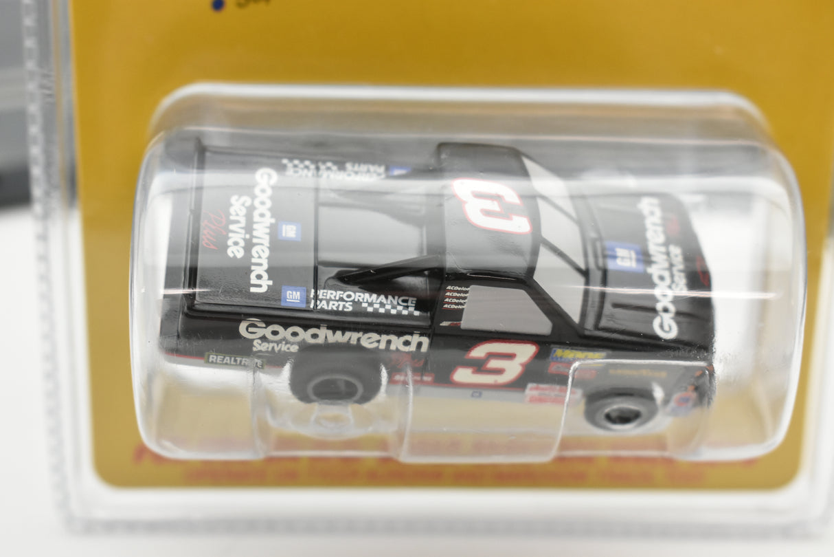 Black Goodwrench #3 race truck in clear plastic case for Life-Like Racing Max-Traxx 9731